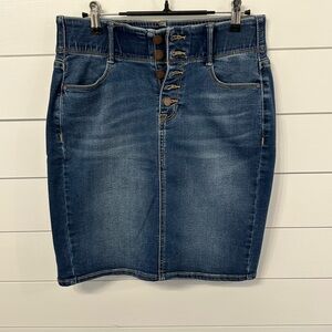 Apt. 9 Blue Denim Women’s Skirt Sz 4